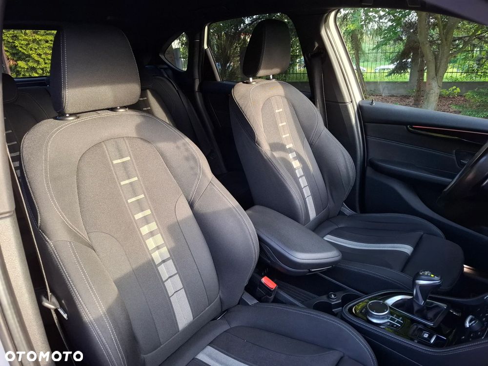 BMW Seria 2 218d GT Luxury Line sport - 28
