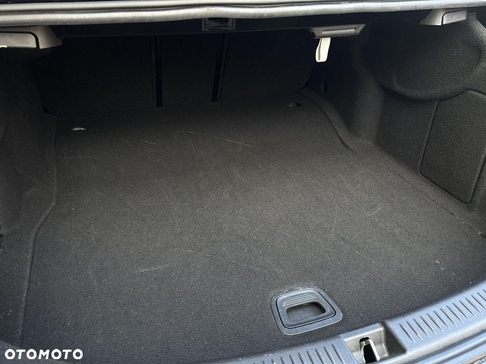 Mercedes-Benz Klasa E 220 d 4-Matic AMG/Avantgarde - 11