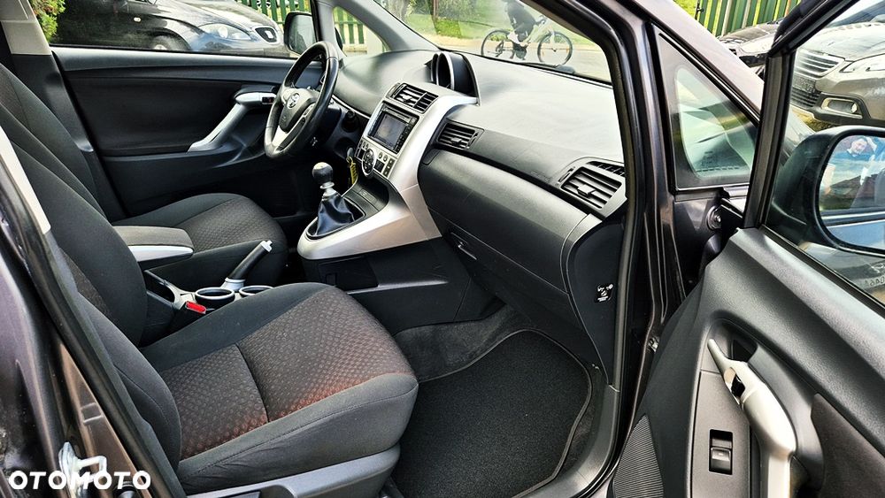 Toyota Verso 1.6 7-Sitzer Comfort - 38