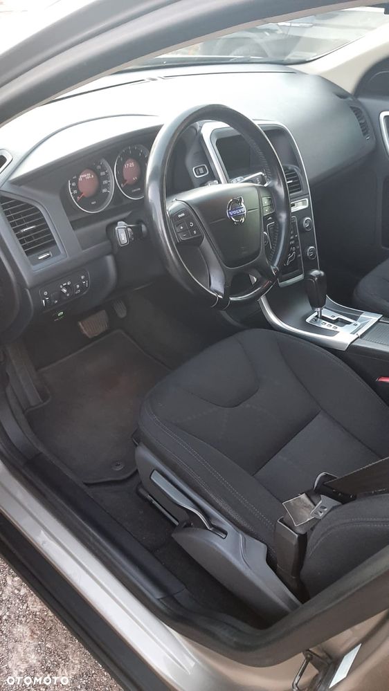 Volvo XC 60 D3 Kinetic - 13