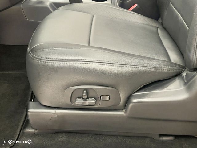Mitsubishi Pajero 3.2 DI-D Instyle CA FPF - 11