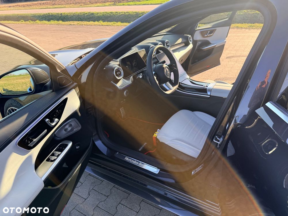 Mercedes-Benz Klasa C 300 d mHEV 4-Matic Avantgarde - 3