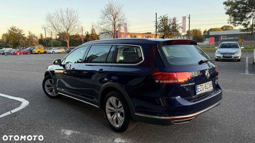 Volkswagen Passat Alltrack 2.0 TDI SCR 4Mot DSG - 4