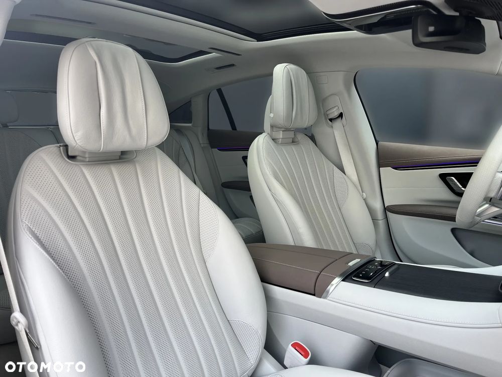 Mercedes-Benz EQS - 13