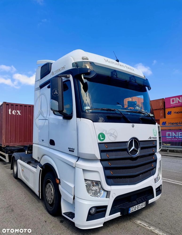 Mercedes-Benz Actros - 1