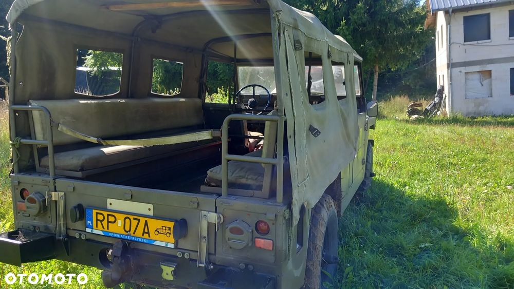 Land Rover Defender - 6