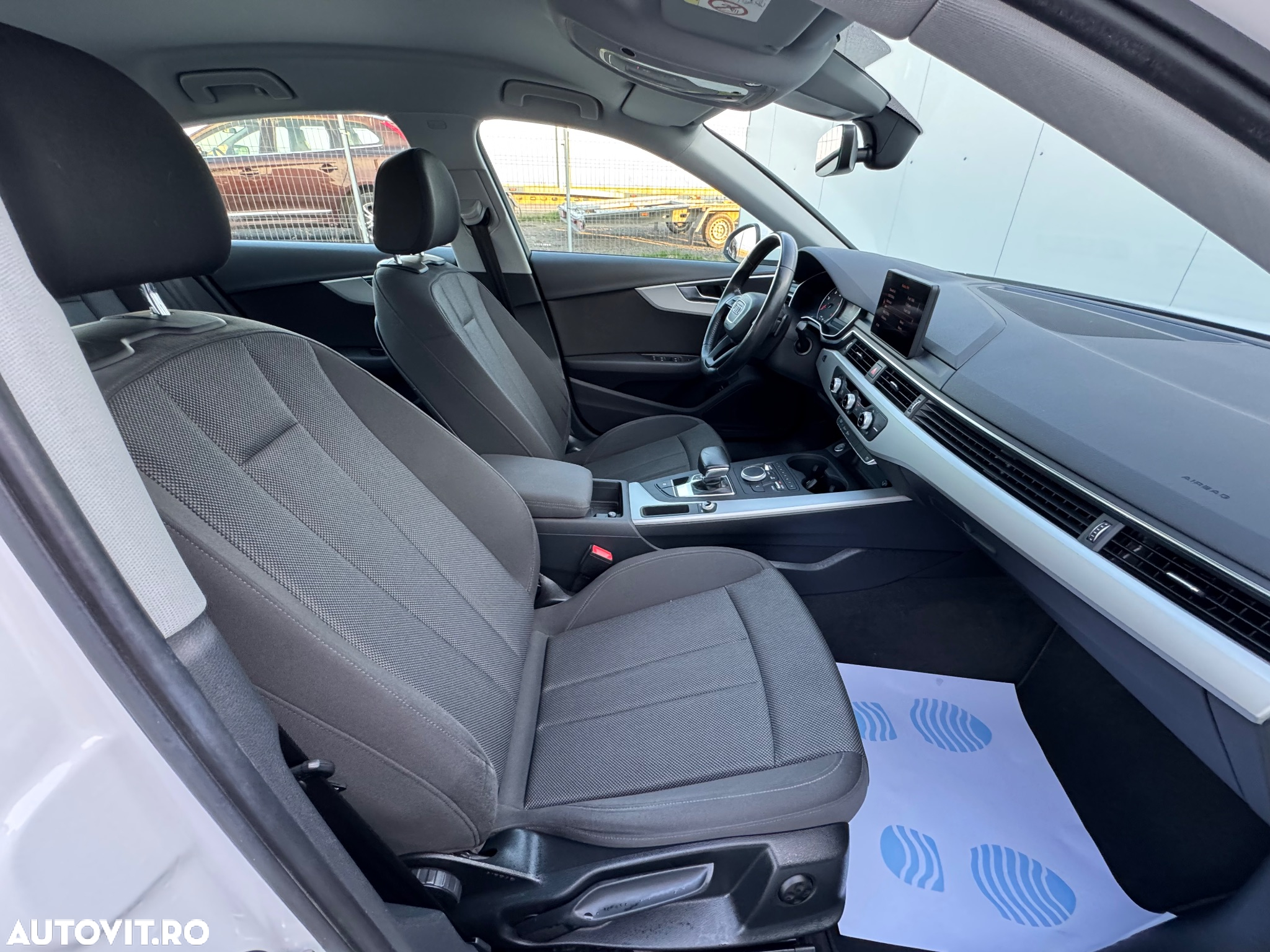 Audi A4 2.0 TDI DPF clean diesel multitronic Ambition - 13