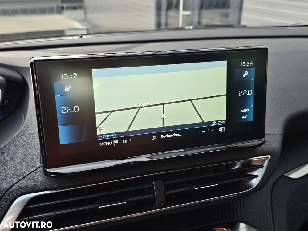 Peugeot 5008 PureTech 130 EAT8 Stop & Start Allure Pack - 17