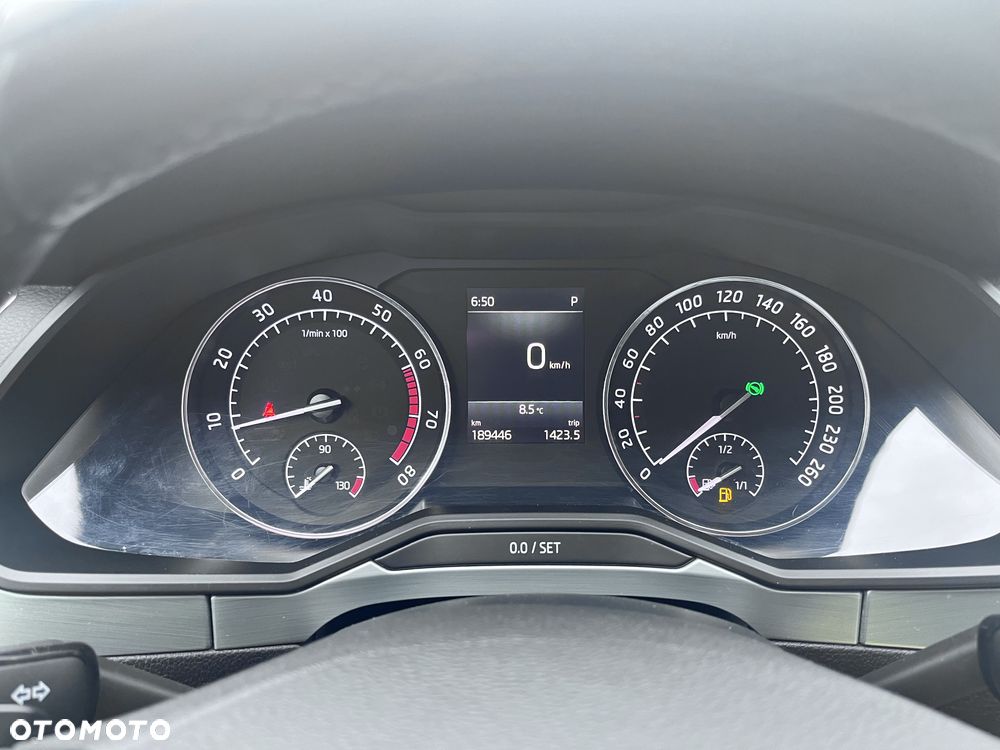 Skoda Superb 2.0 TSI 4x4 Active DSG - 13