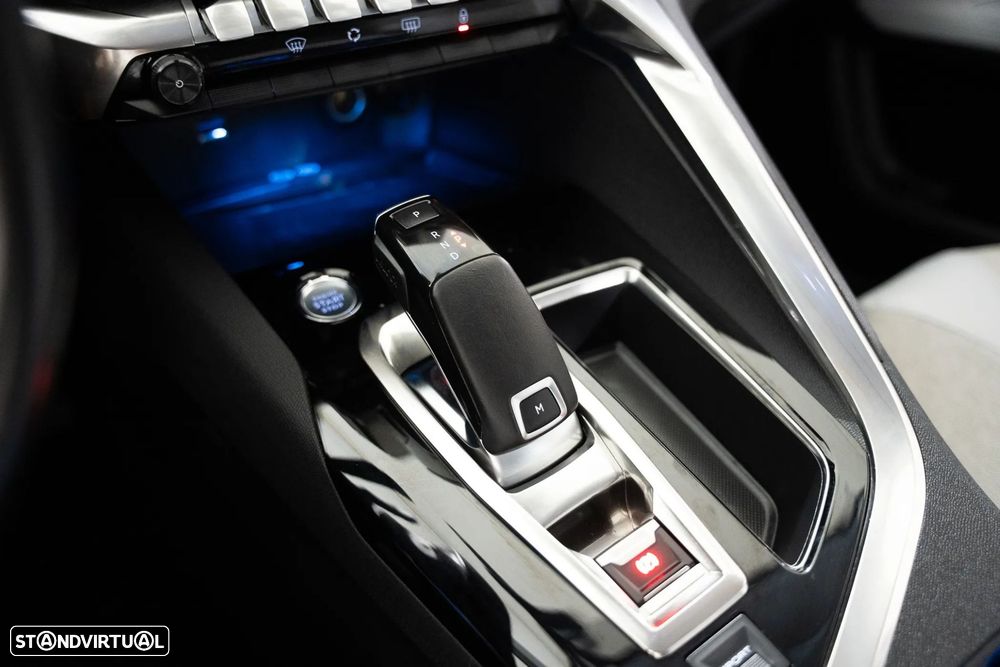 Peugeot 5008 1.2 PureTech Allure EAT8 - 20