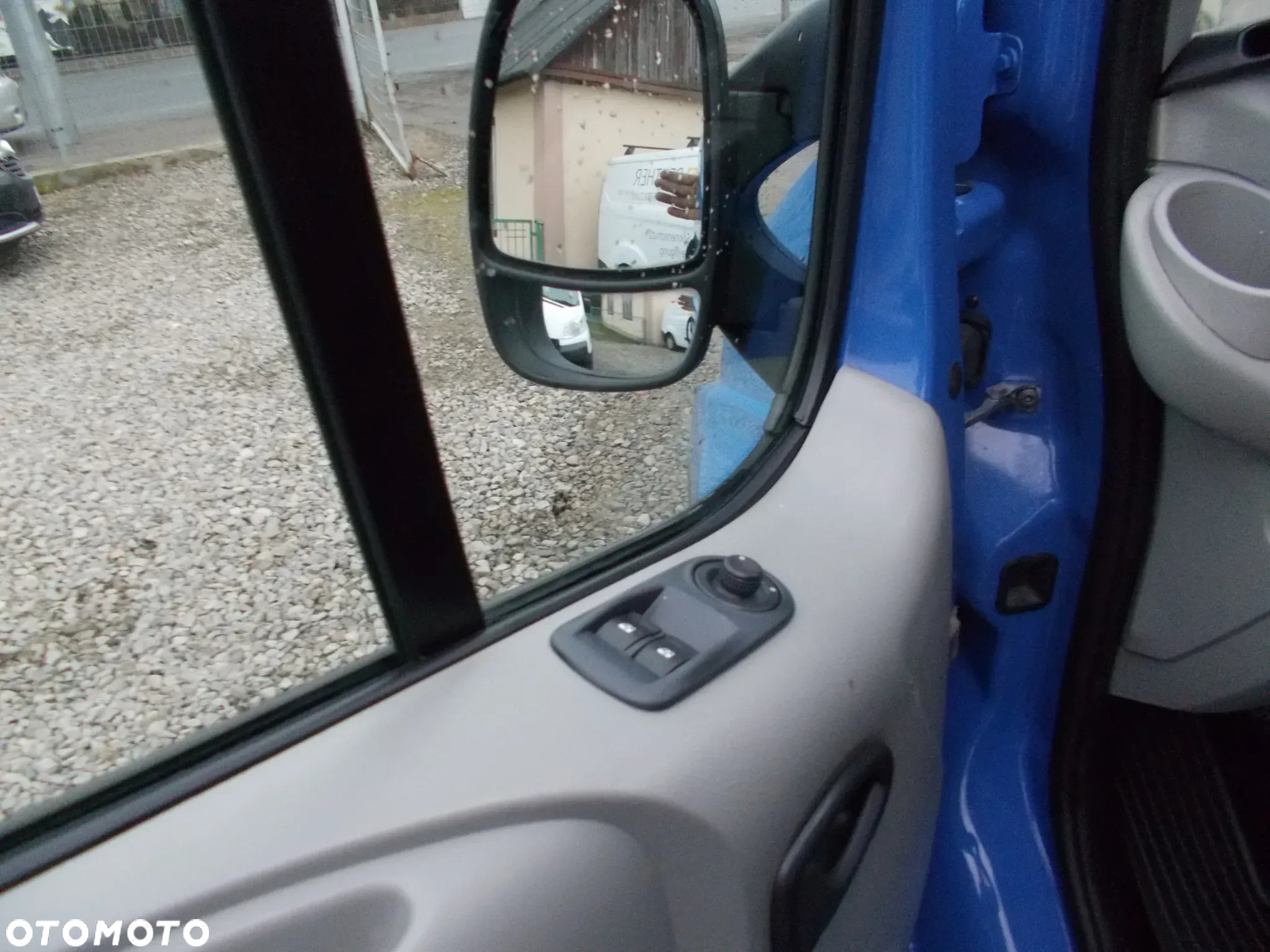 Renault Trafic Long 5-Osób - 7