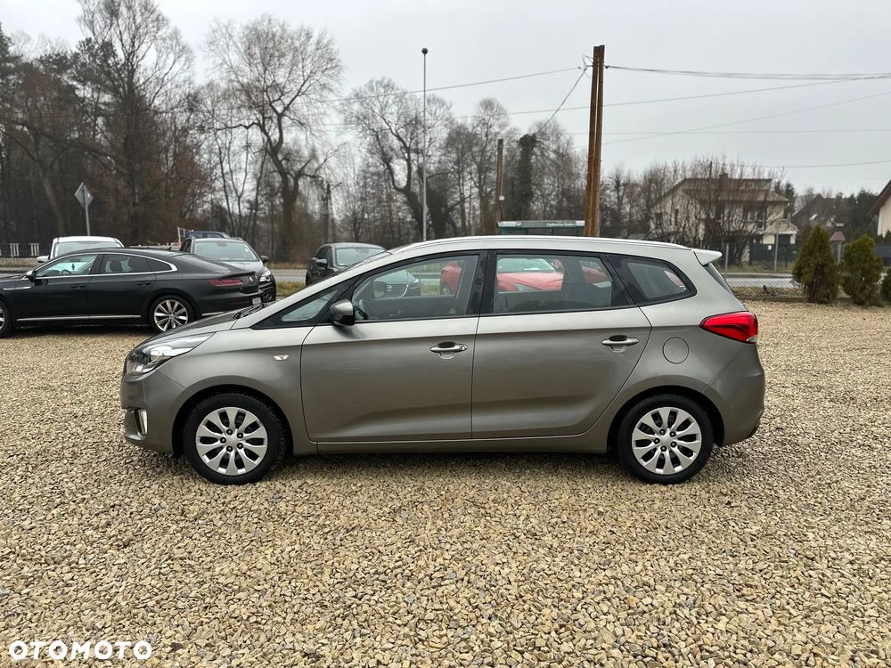 Kia Carens 1.7 CRDi 115 Dream Team Edition - 3