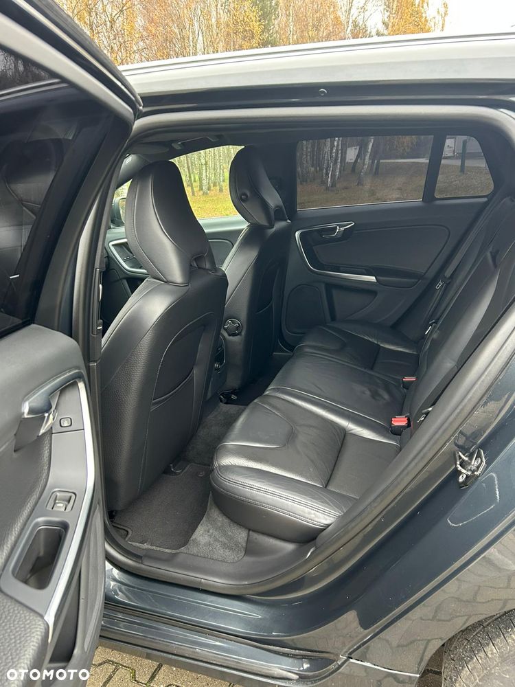 Volvo V60 - 18