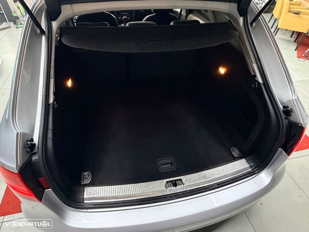 Audi A4 Avant 2.0 TDI multitronic Exclusive - 32