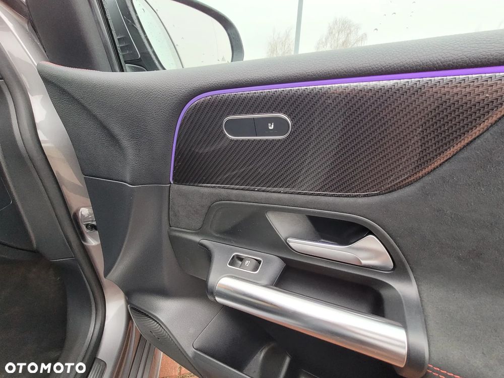 Mercedes-Benz Klasa B 180 AMG Line - 11