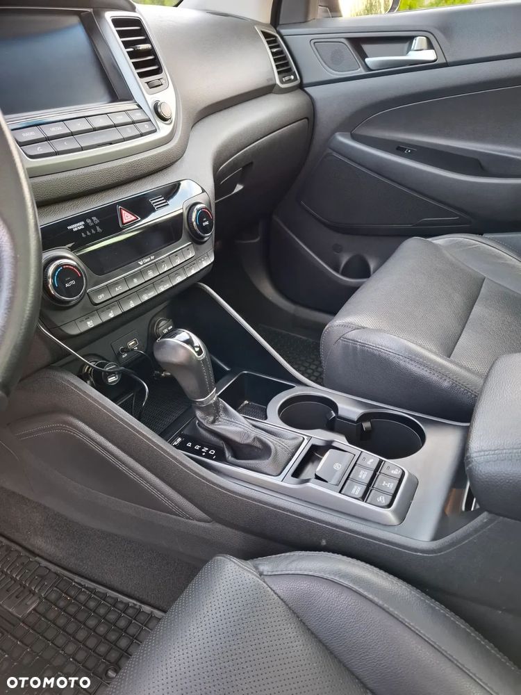 Hyundai Tucson 2.0 CRDI Premium 4WD - 8