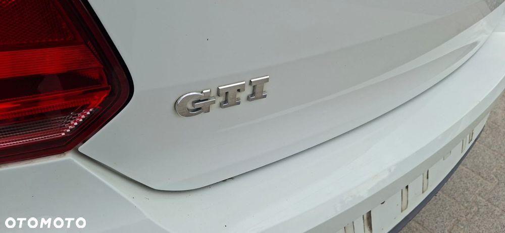 Volkswagen Polo 1.8 TSI (Blue Motion Technology) DSG GTI - 19