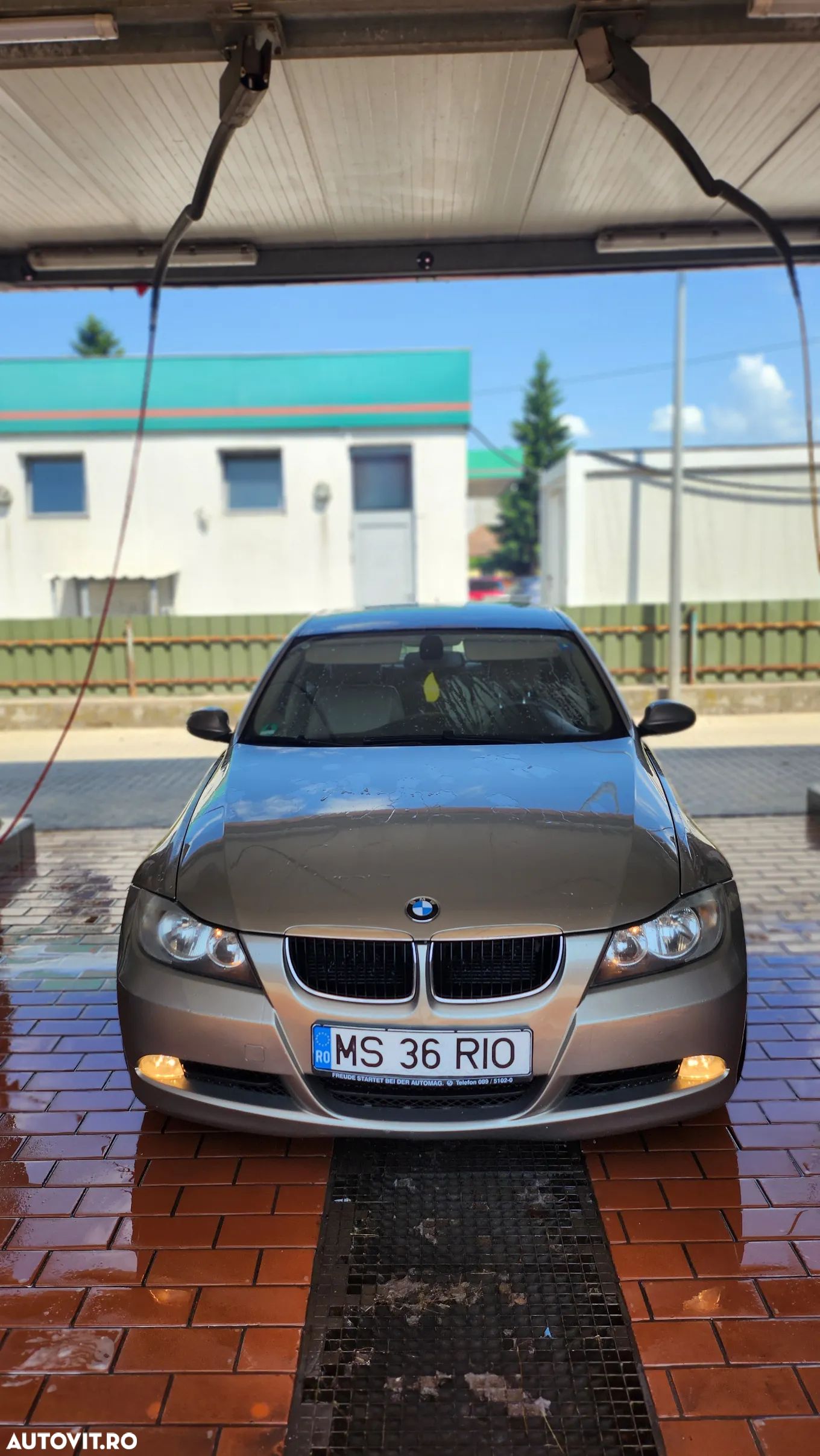 BMW Seria 3 - 1