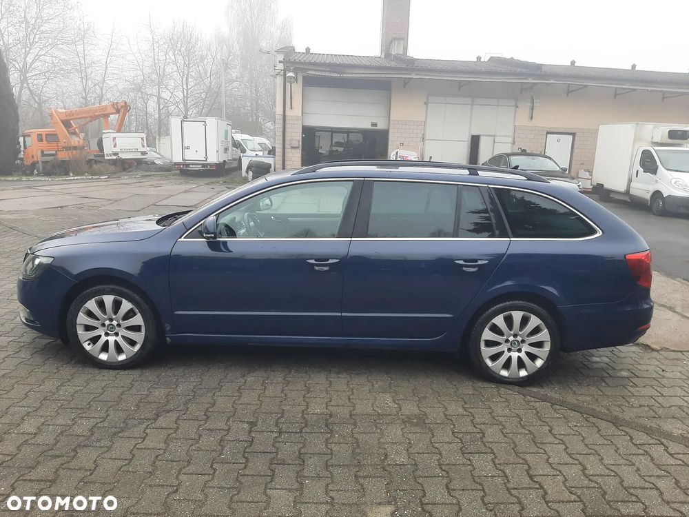 Skoda Superb 2.0 TDI Green tec 4x4 Elegance - 3
