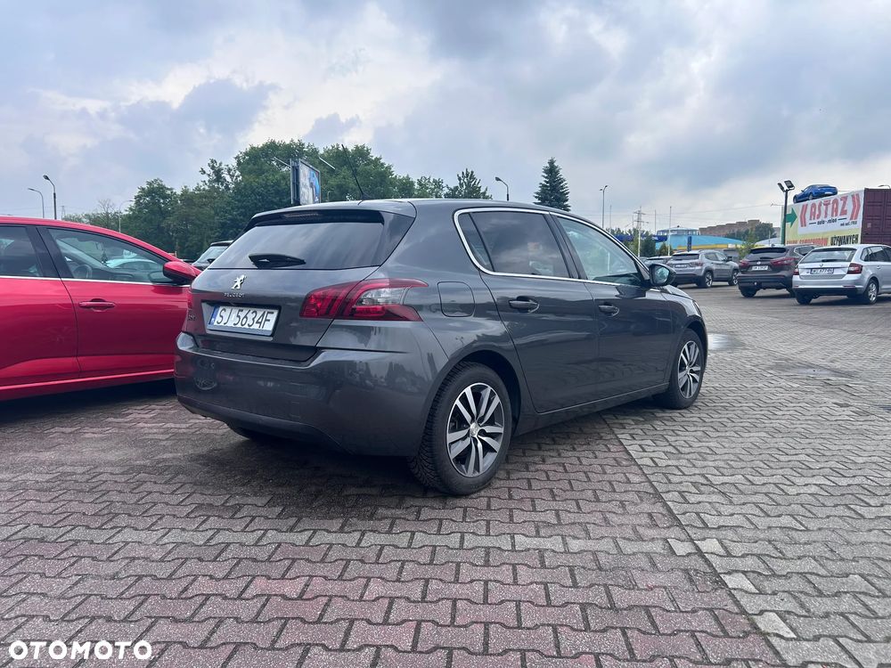 Peugeot 308 1.2 PureTech GPF Allure S&S - 6