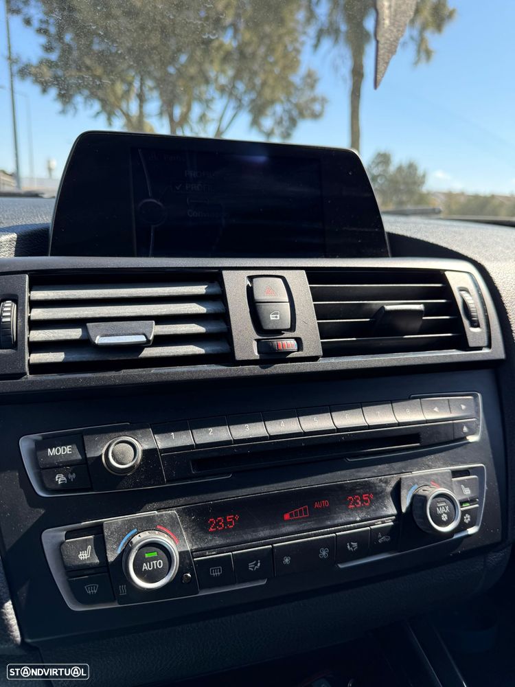 BMW 116 d Sport Line - 11