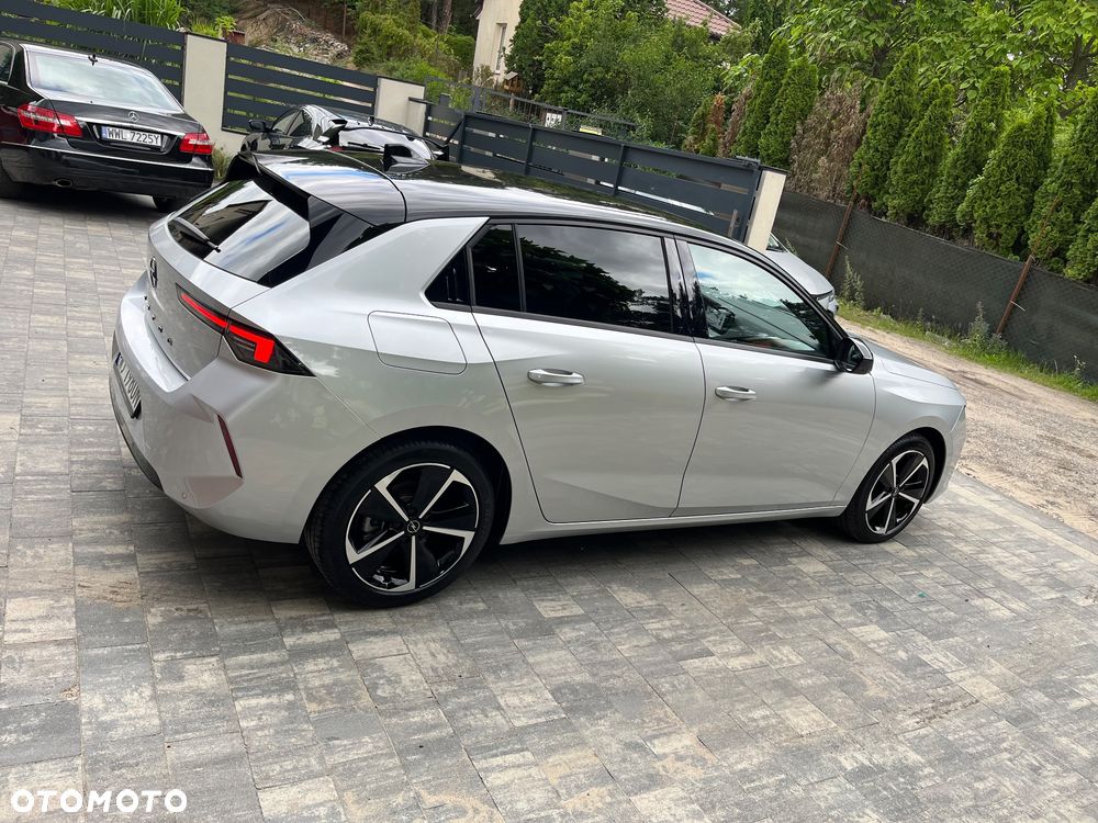 Opel Astra 1.2 T GS Line S&S - 8