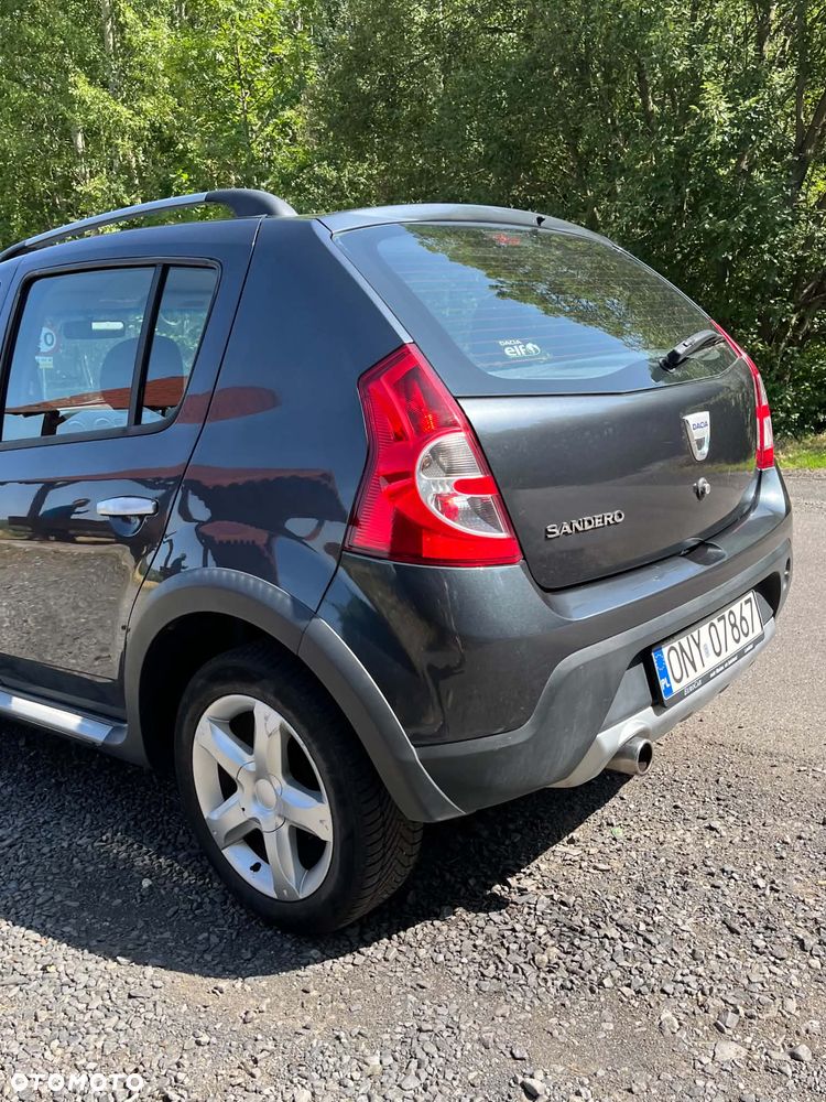 Dacia Sandero Stepway2 1.6 - 5