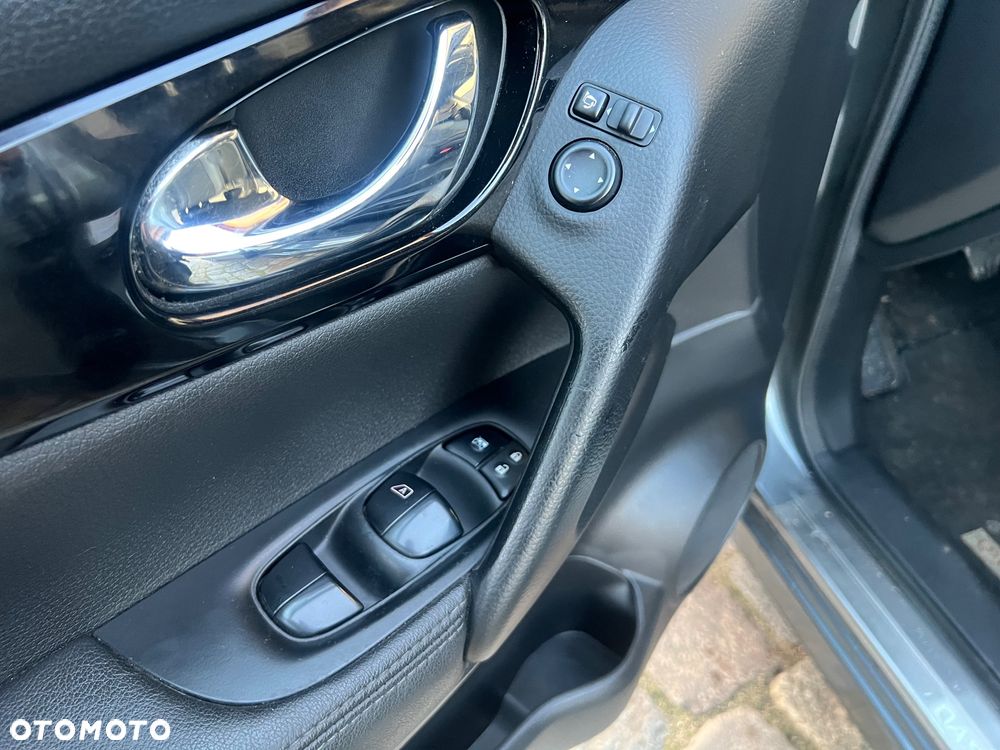 Nissan Qashqai 1.2 DIG-T 360 - 24