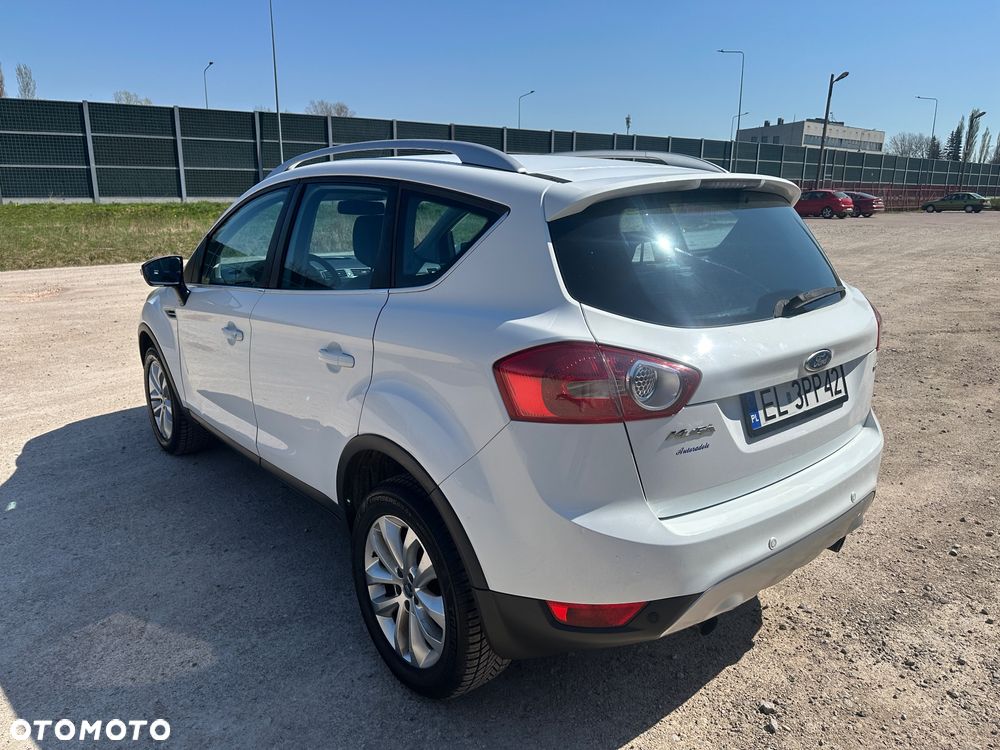 Ford Kuga 2.0 TDCi Titanium - 16