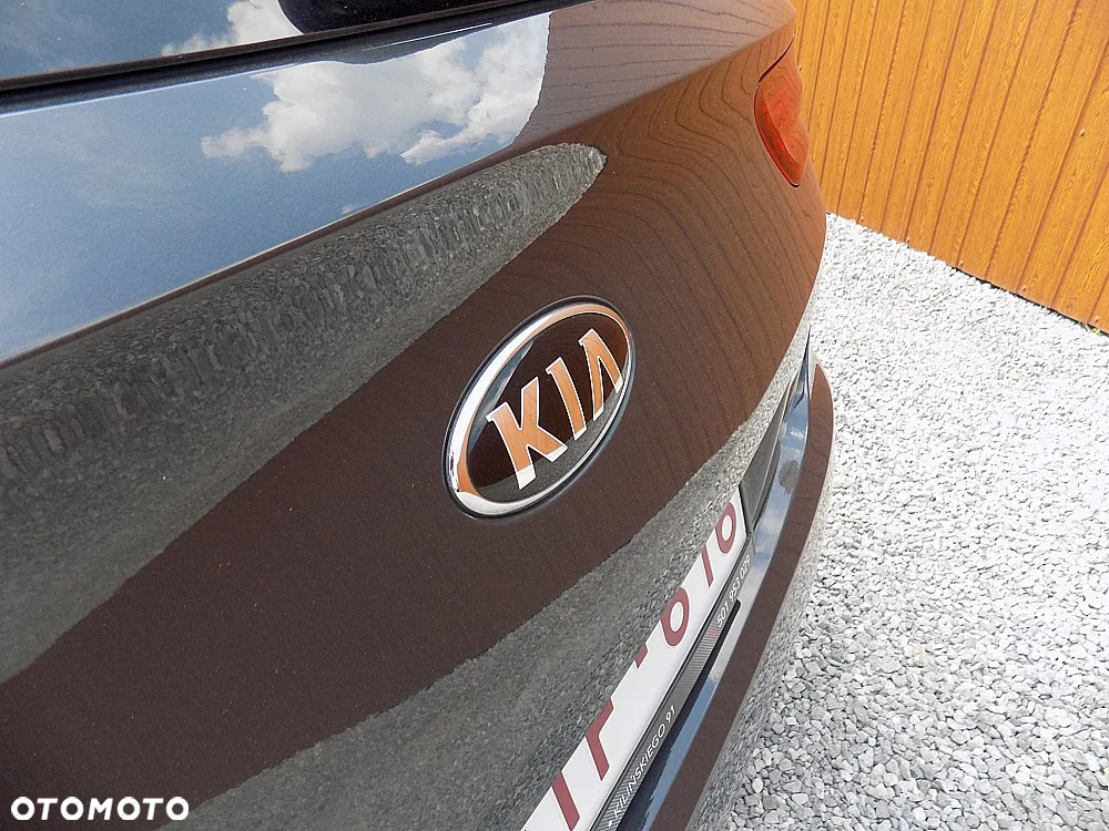 Kia Ceed 1.6 CRDi SCR L Business Line Plus - 27