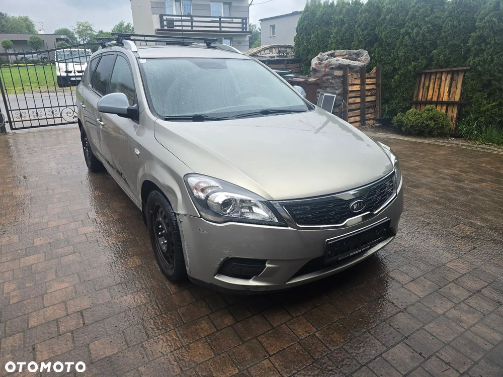 Kia Ceed 1.4 CVVT Vision - 1
