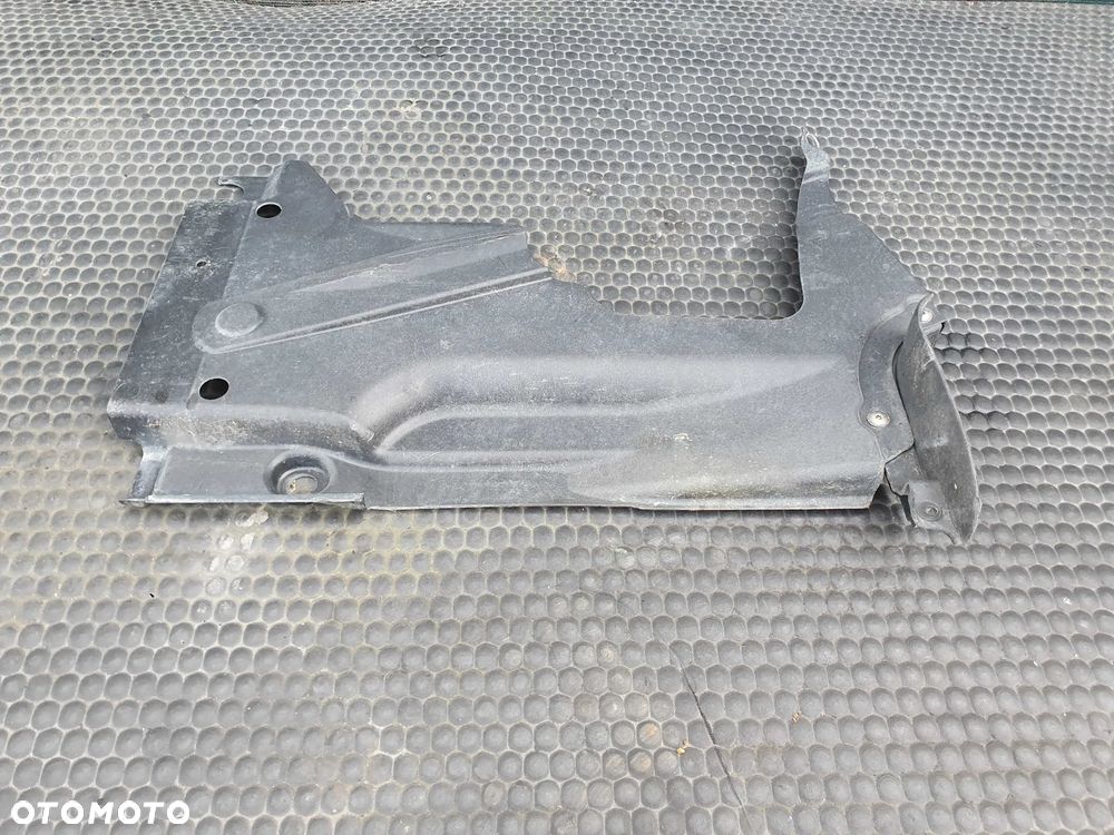 Osłona 8E0825216C Plastik Podwozia Podłogi Przeciwbłotna Prawa Tyl Tylna Quattro 4x4 Audi A4 B6 B7 Sedan Kombi - 10