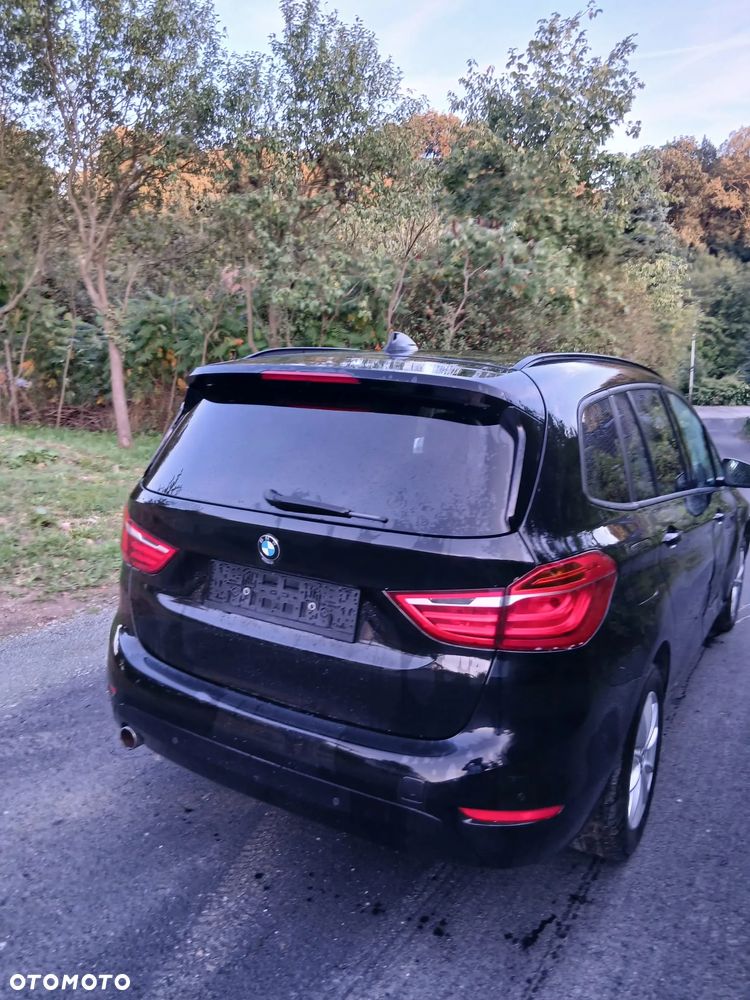 BMW Seria 2 218d Sport-Aut - 6