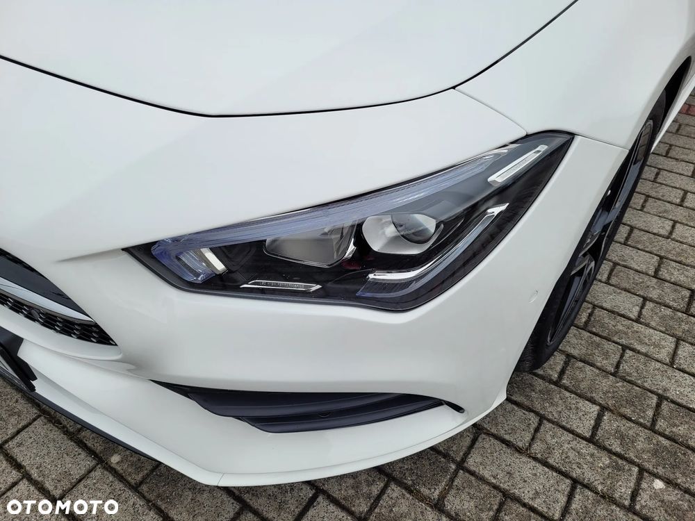 Mercedes-Benz CLA 250 4-Matic AMG Line 7G-DCT - 4