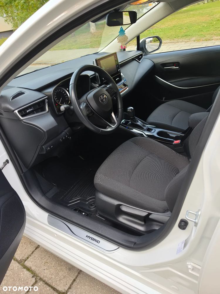 Toyota Corolla - 19
