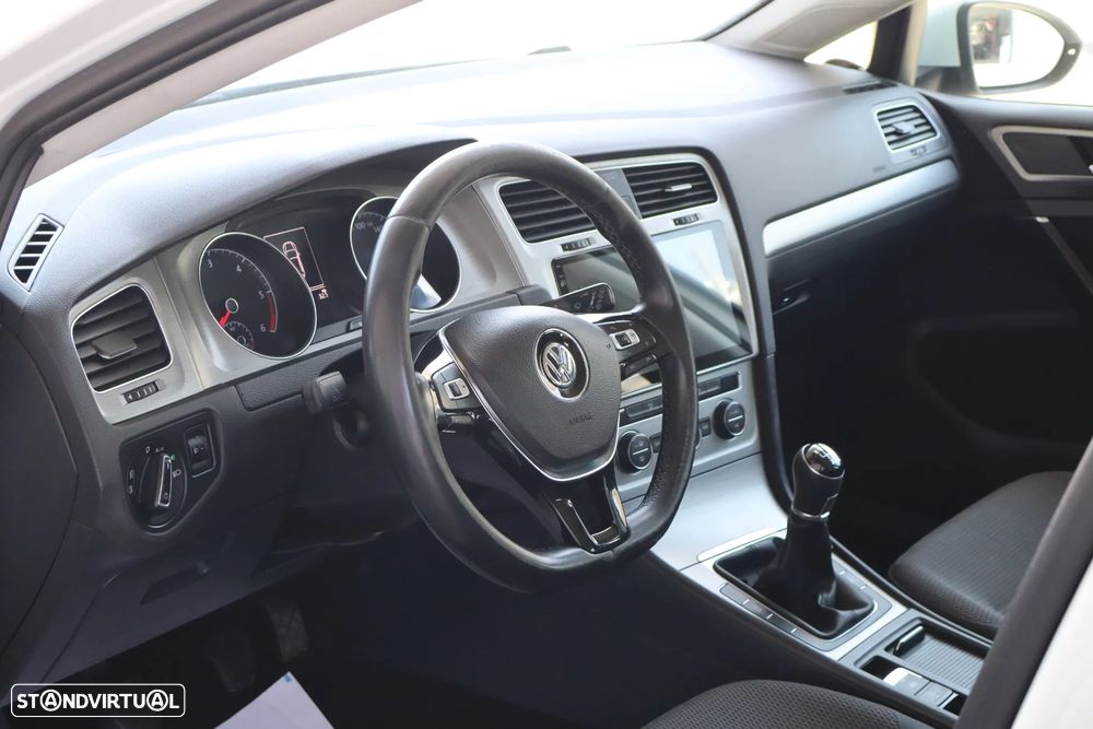 VW Golf 1.6 TDI BlueMotion Comfortline - 15