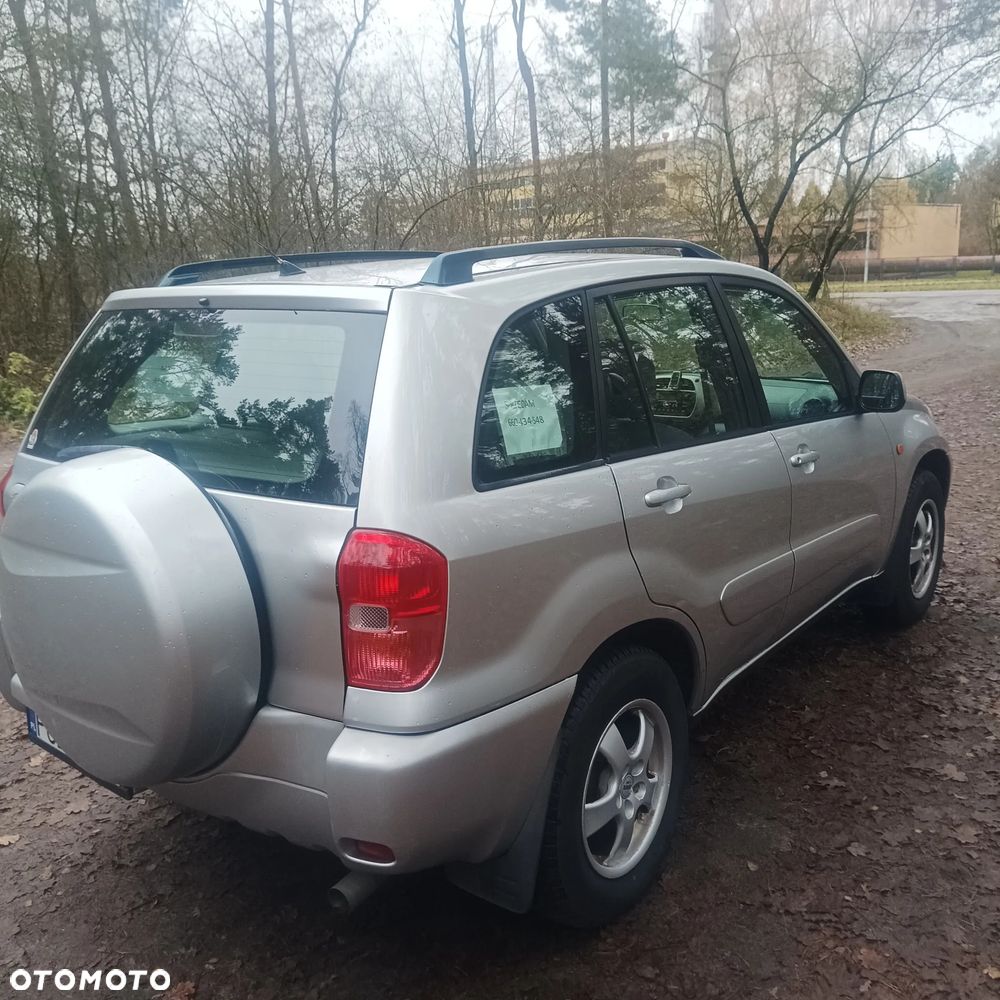 Toyota RAV4 4x2 Edition - 4