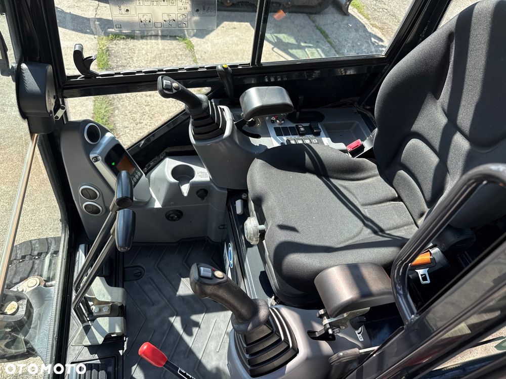 Yanmar SV19 - 28