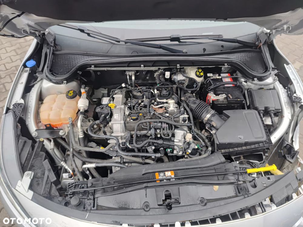 Ford Focus 1.0 EcoBoost Hybrid ACTIVE X - 31