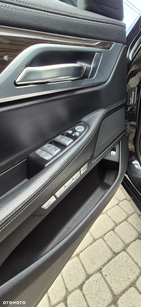 BMW Seria 7 730d xDrive - 33