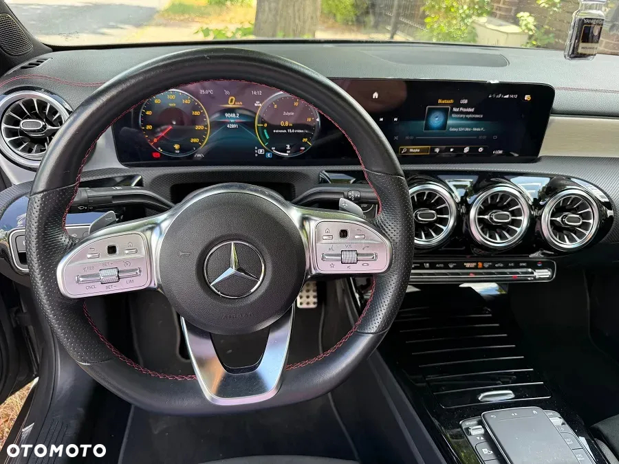 Mercedes-Benz CLA 200 AMG Line 7G-DCT - 18