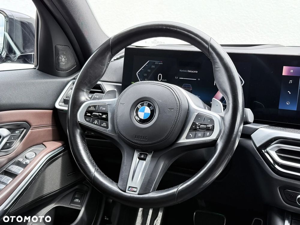 BMW Seria 3 330d xDrive M Sport - 21