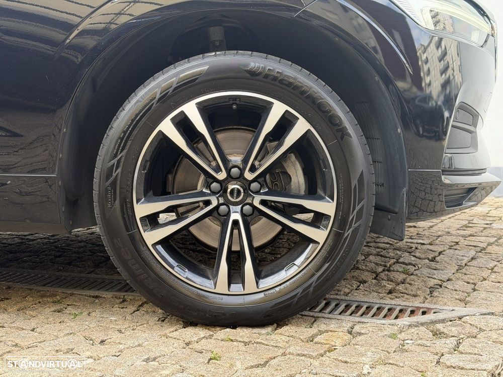 Volvo XC 60 2.0 D4 Momentum Plus Geartronic - 4