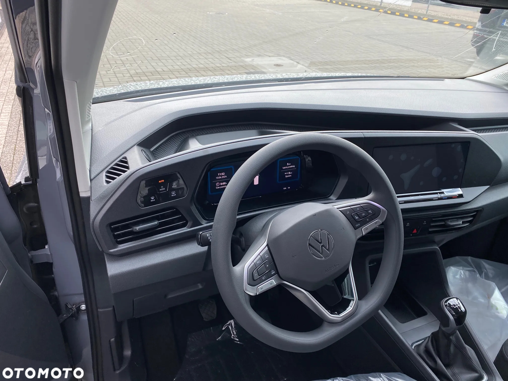 Volkswagen Caddy - 4
