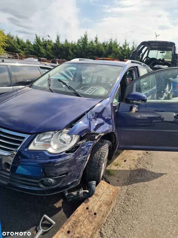 VW touran 1 lift 1.9 tdi BXE skrzynia 6b JYK lakier LD5Q na części - 1