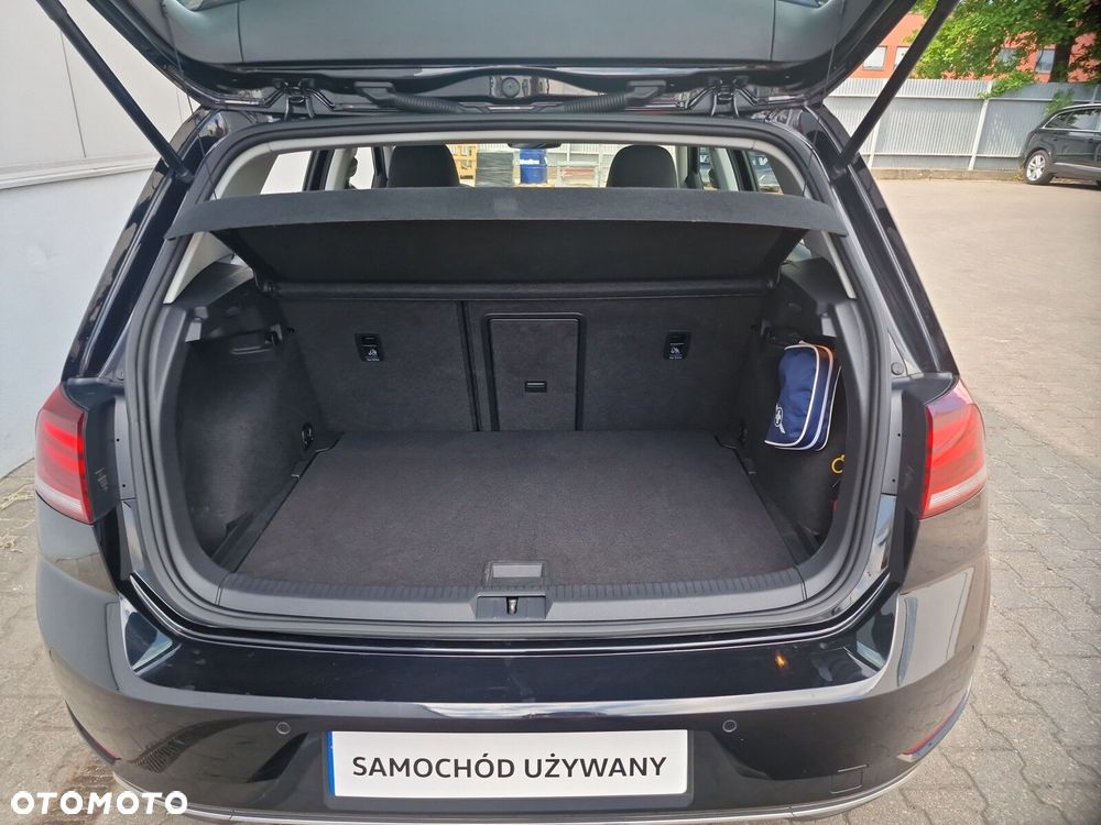 Volkswagen Golf - 18