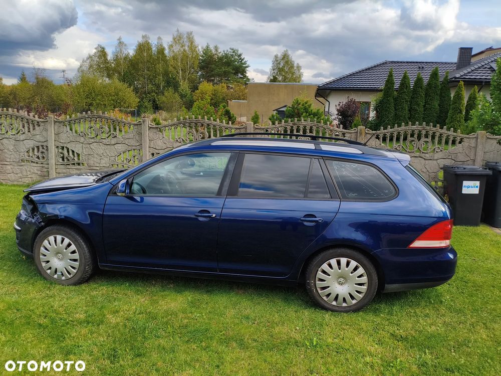 Volkswagen Golf - 23
