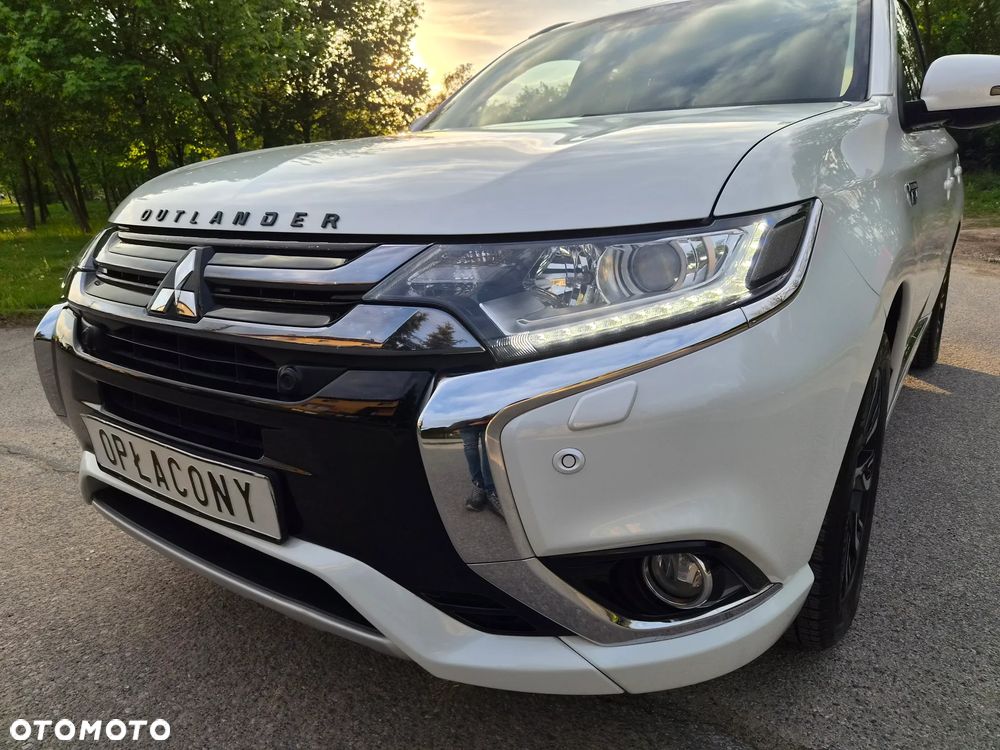 Mitsubishi Outlander - 14