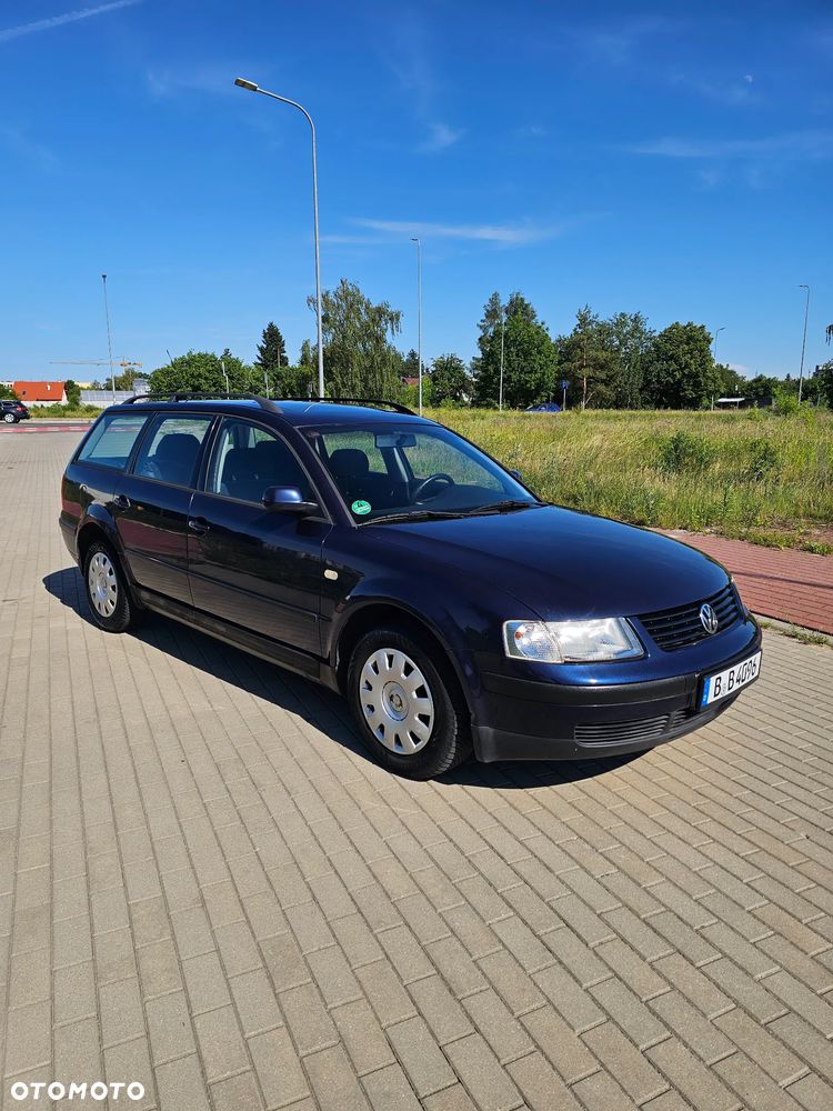 Volkswagen Passat - 9