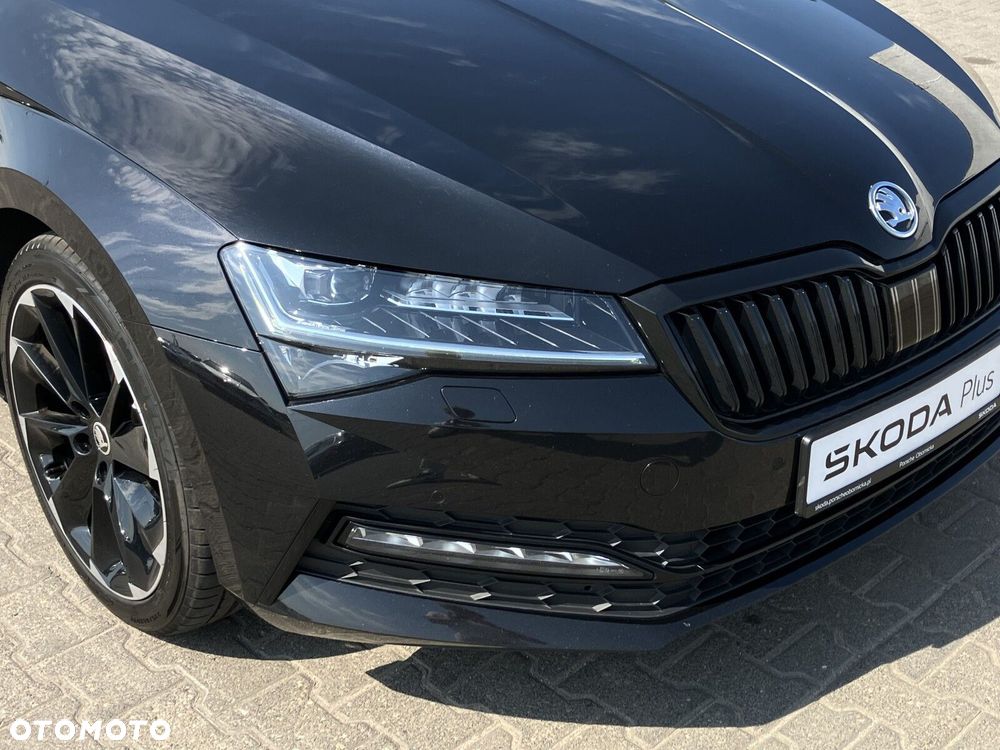 Skoda Superb 2.0 TDI SCR Sportline DSG - 11